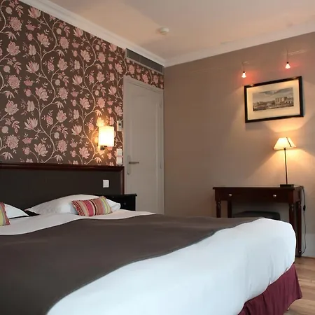 Louison 4* Parigi