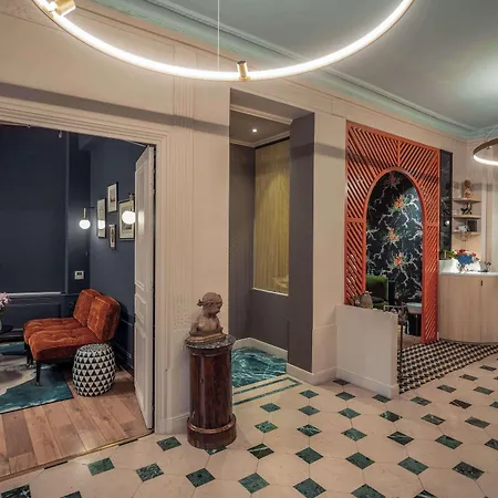 Louison 4* Parigi